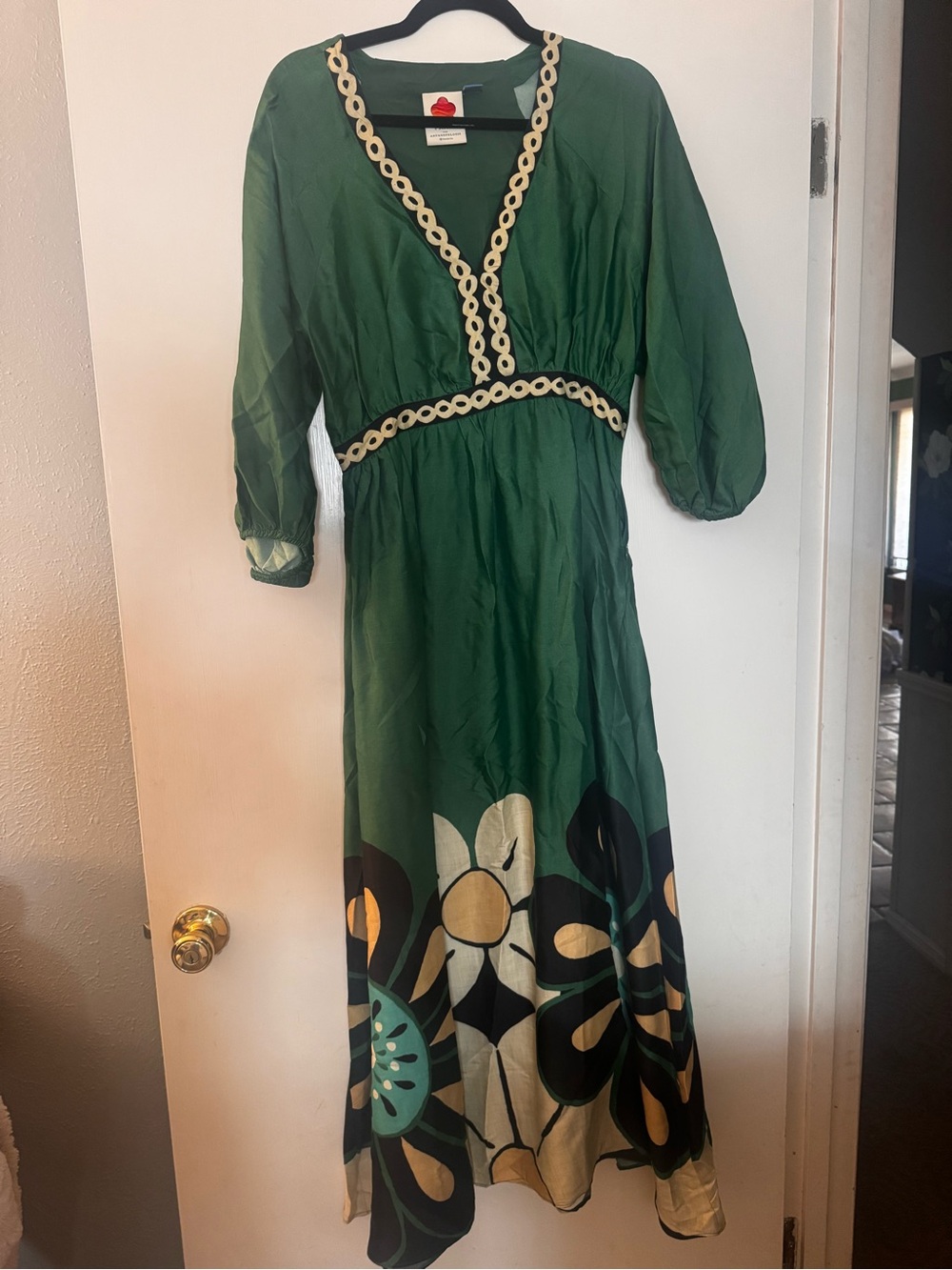 Farm Rio Long Sleeve V-neck Green Floral Maxi Dress with Cream Trim - Picture 5 of 5